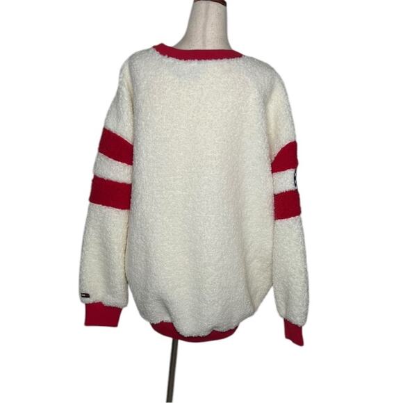 Chicago Bulls Tommy Jeans Oatmeal/Red Mindy Sherpa Pullover Sweatshirt – Sz S - Picture 7 of 10